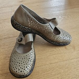 Rieker Antistress Leather Cutouts Mary Janes Walking Shoes Green 41 EU 9.5 US